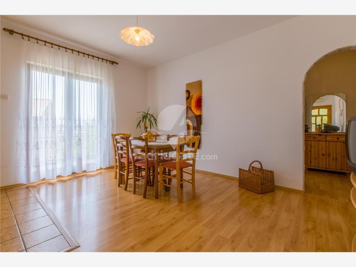Apartments Dora Selce Luaran gambar