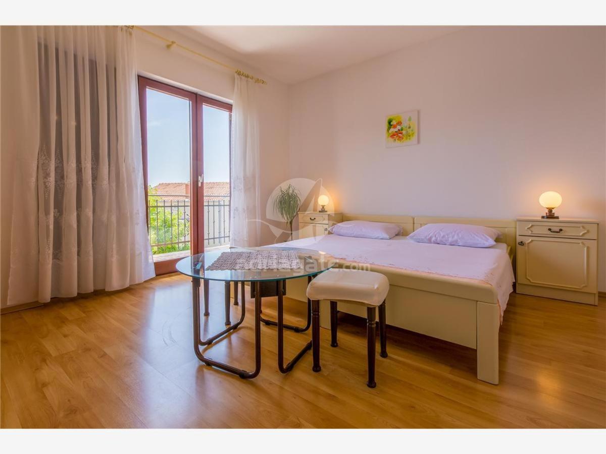 Apartments Dora Selce Luaran gambar